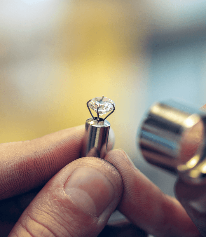 THE ART OF HANDCRAFTED JEWELRY